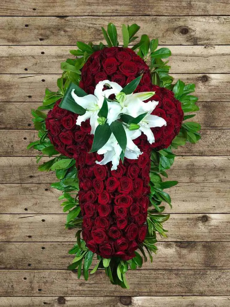 Cruz de rosas Maladeta