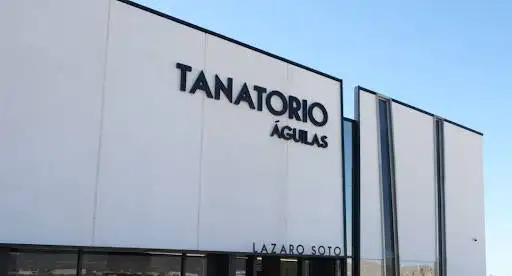 Floristería para Tanatorio Lázaro Soto