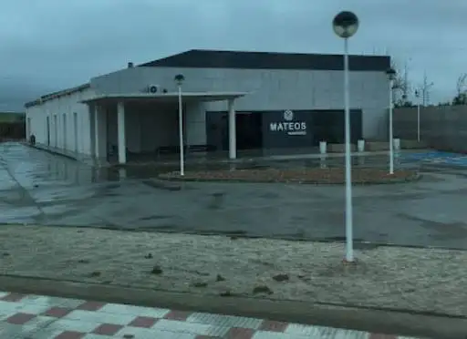 Floristería para Tanatorio Mateos en Badajoz