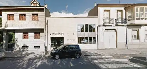 Floristería para Tanatorio La Cruz en Sarria