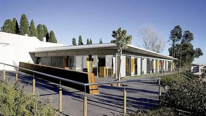 Floristería para Tanatorio Montemayor de Pililla